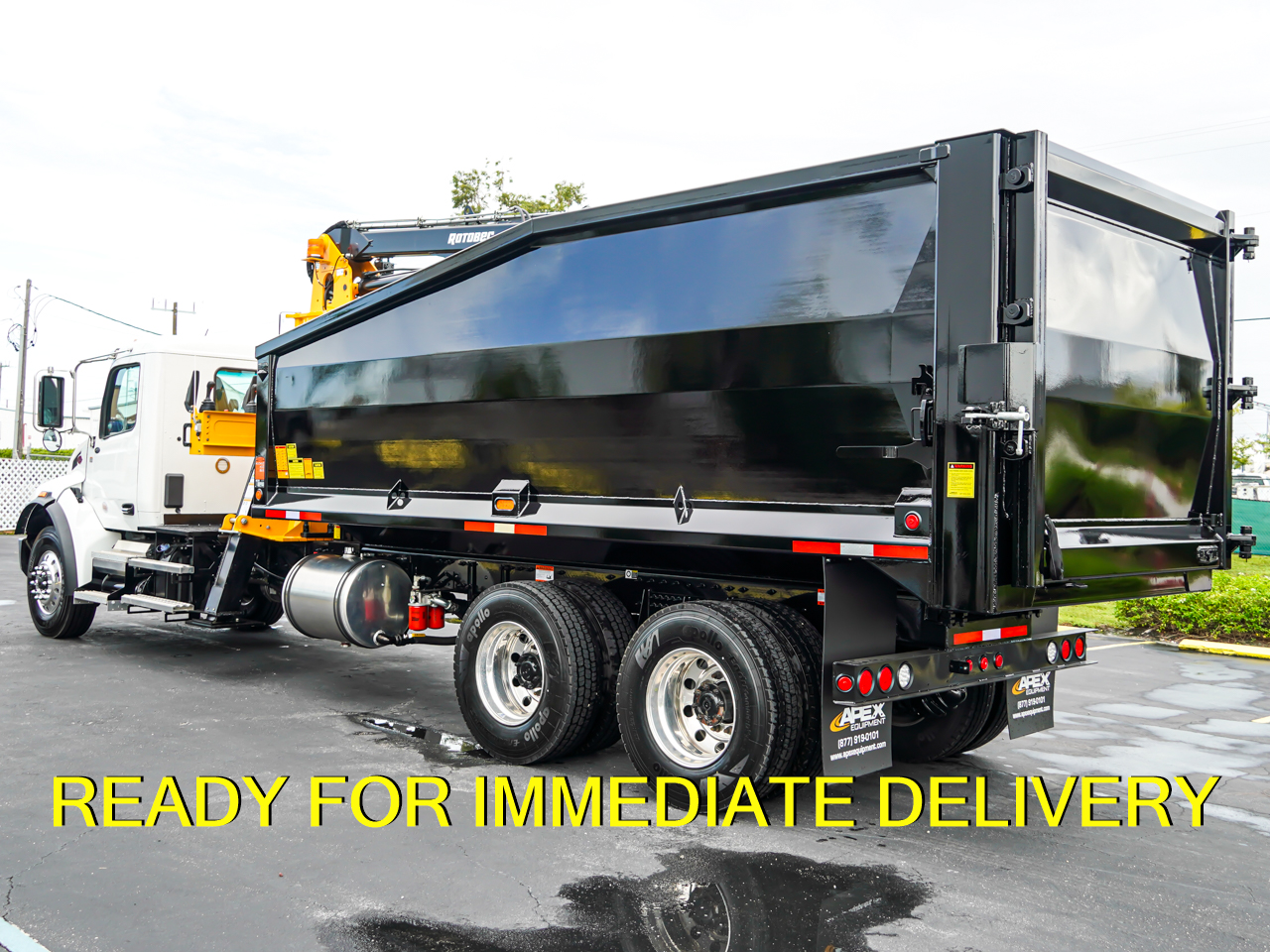 2025 PETERBILT 548 - image 4 of 6