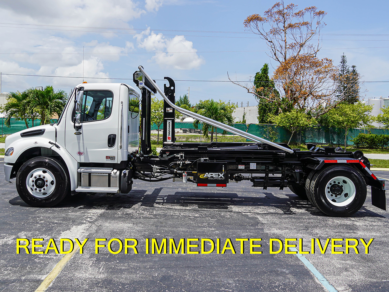 2025 FREIGHTLINER M2 - image 5 of 6
