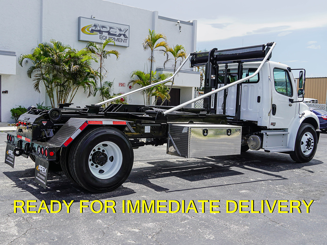 2025 FREIGHTLINER M2 - image 6 of 6