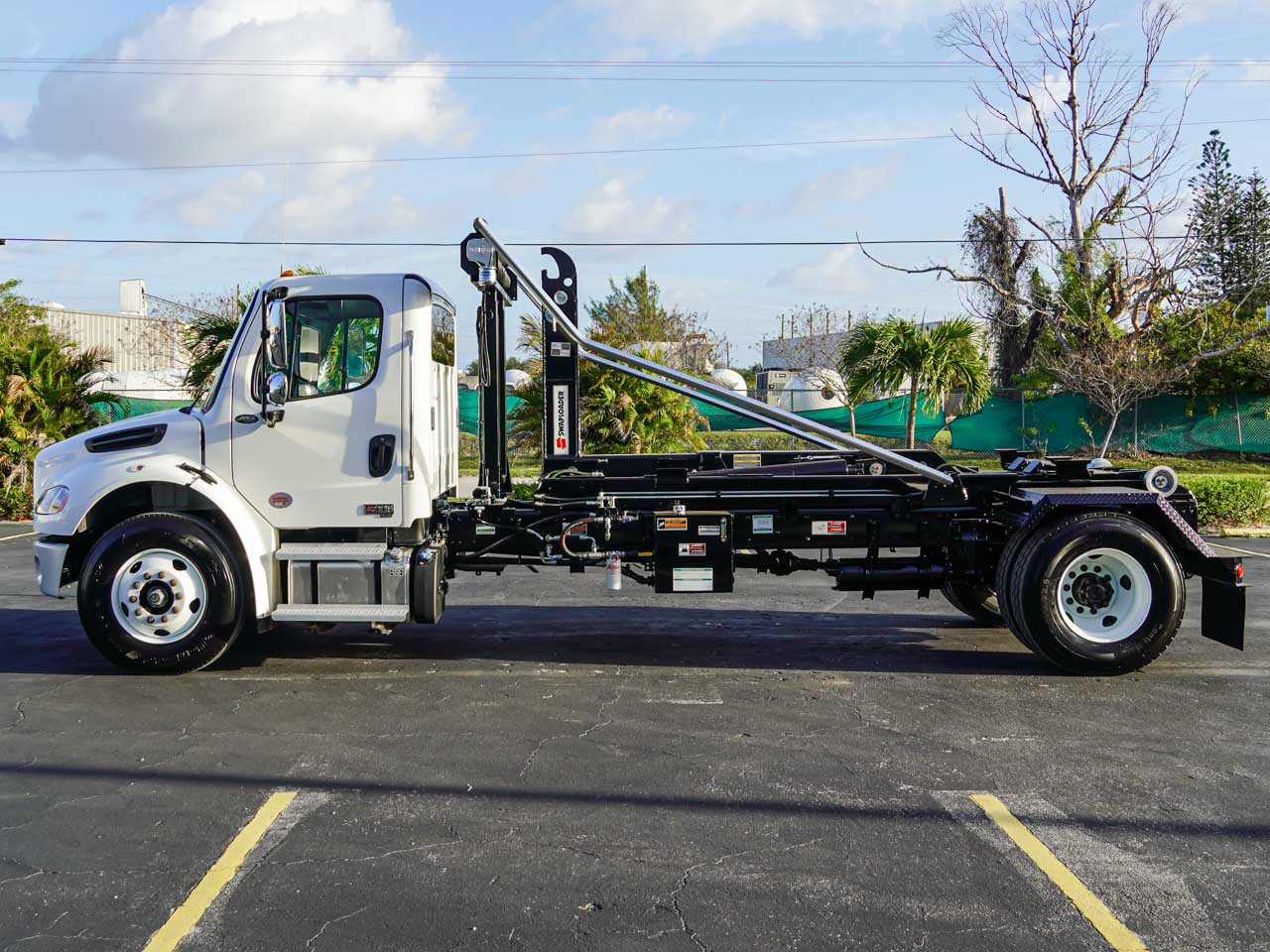 2025 FREIGHTLINER M2 HOOKLIFT TRUCK FOR SALE 2025 FREIGHTLINER M2 HOOKLIFT TRUCK FOR SALE - image 6 of 6