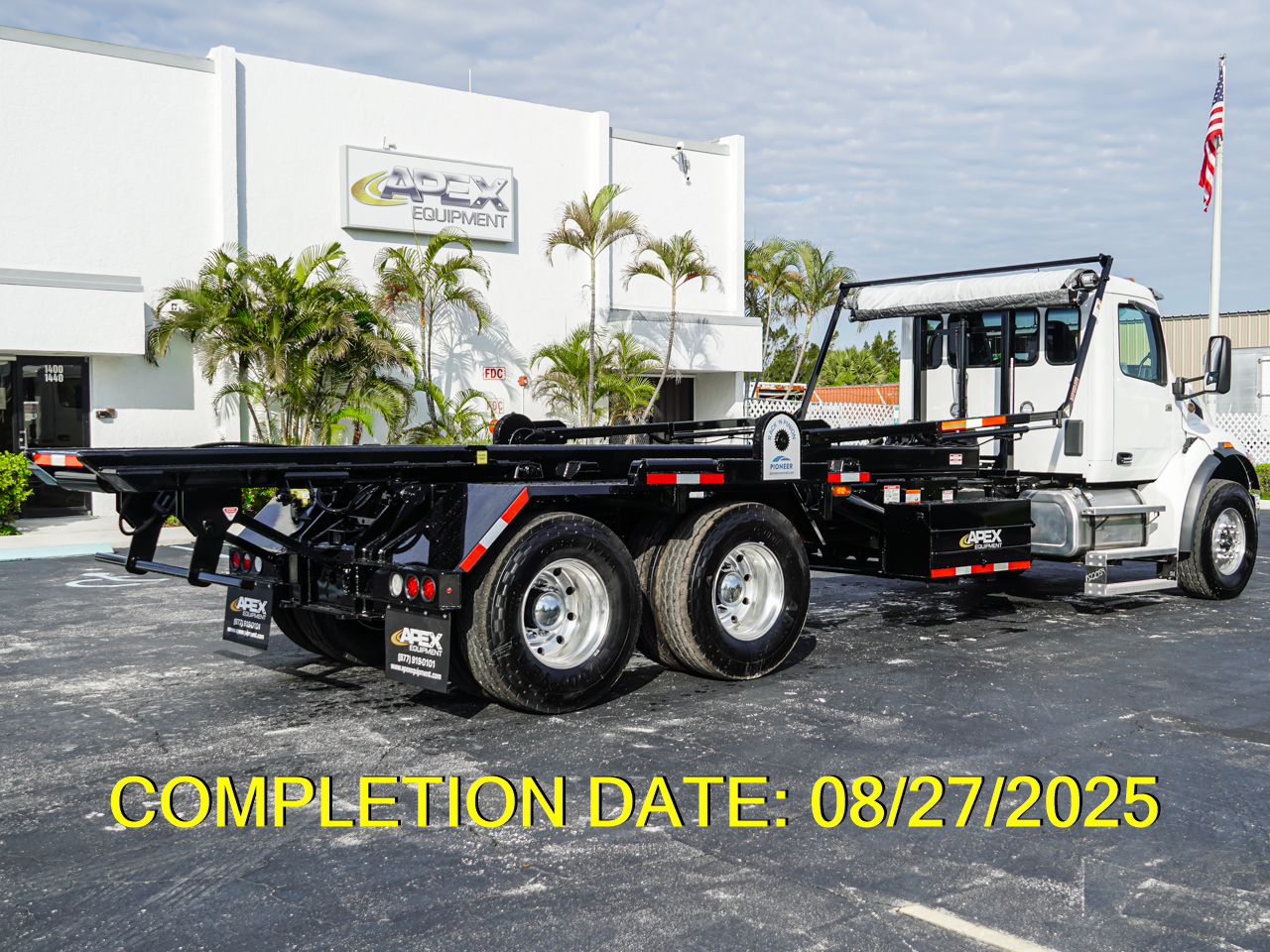 2025 548 PETERBILT - image 4 of 5