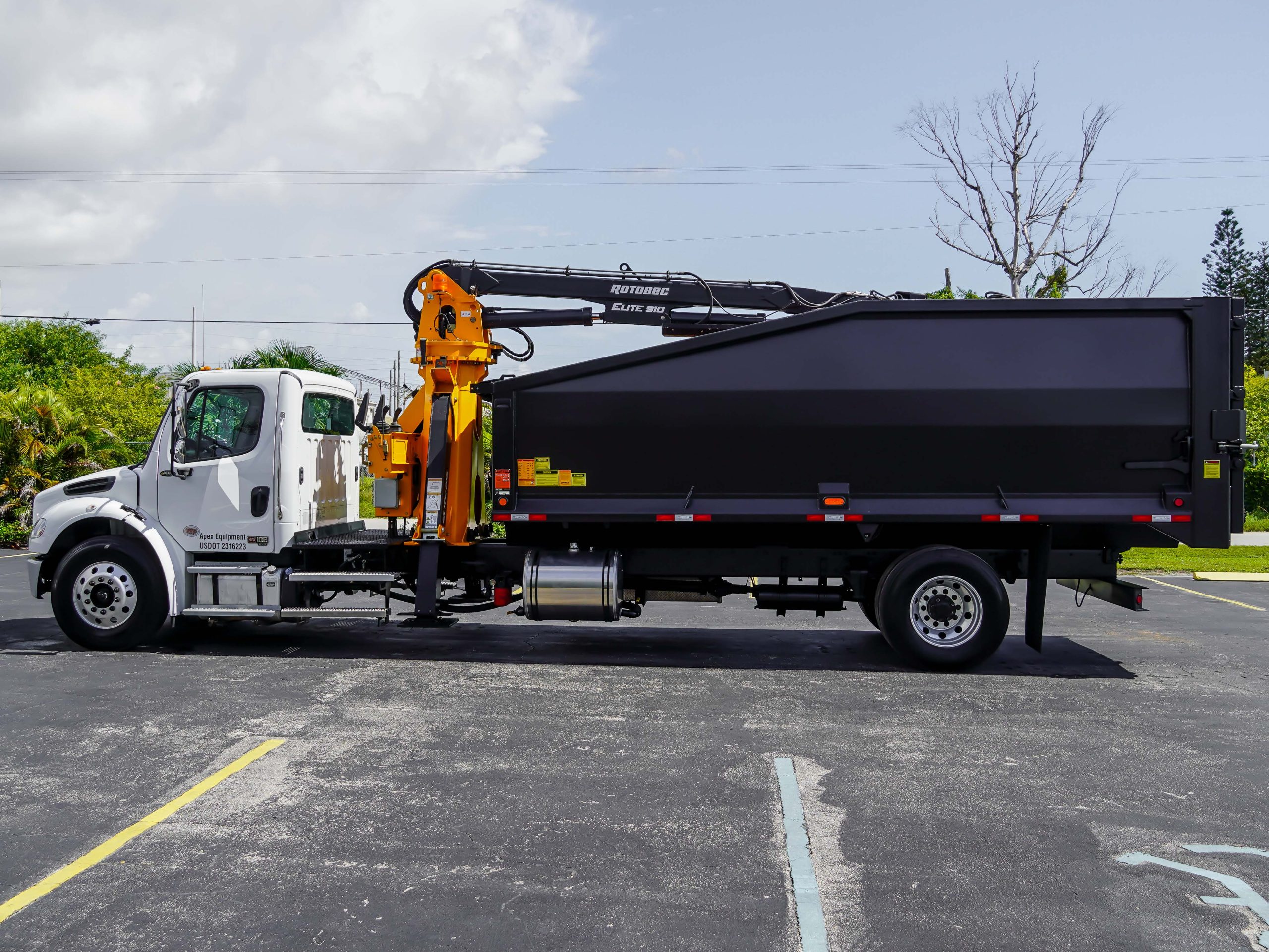 2025 FREIGHTLINER GRAPPLE ROTOBEC TRUCK 2025 FREIGHTLINER GRAPPLE ROTOBEC TRUCK - image 6 of 6