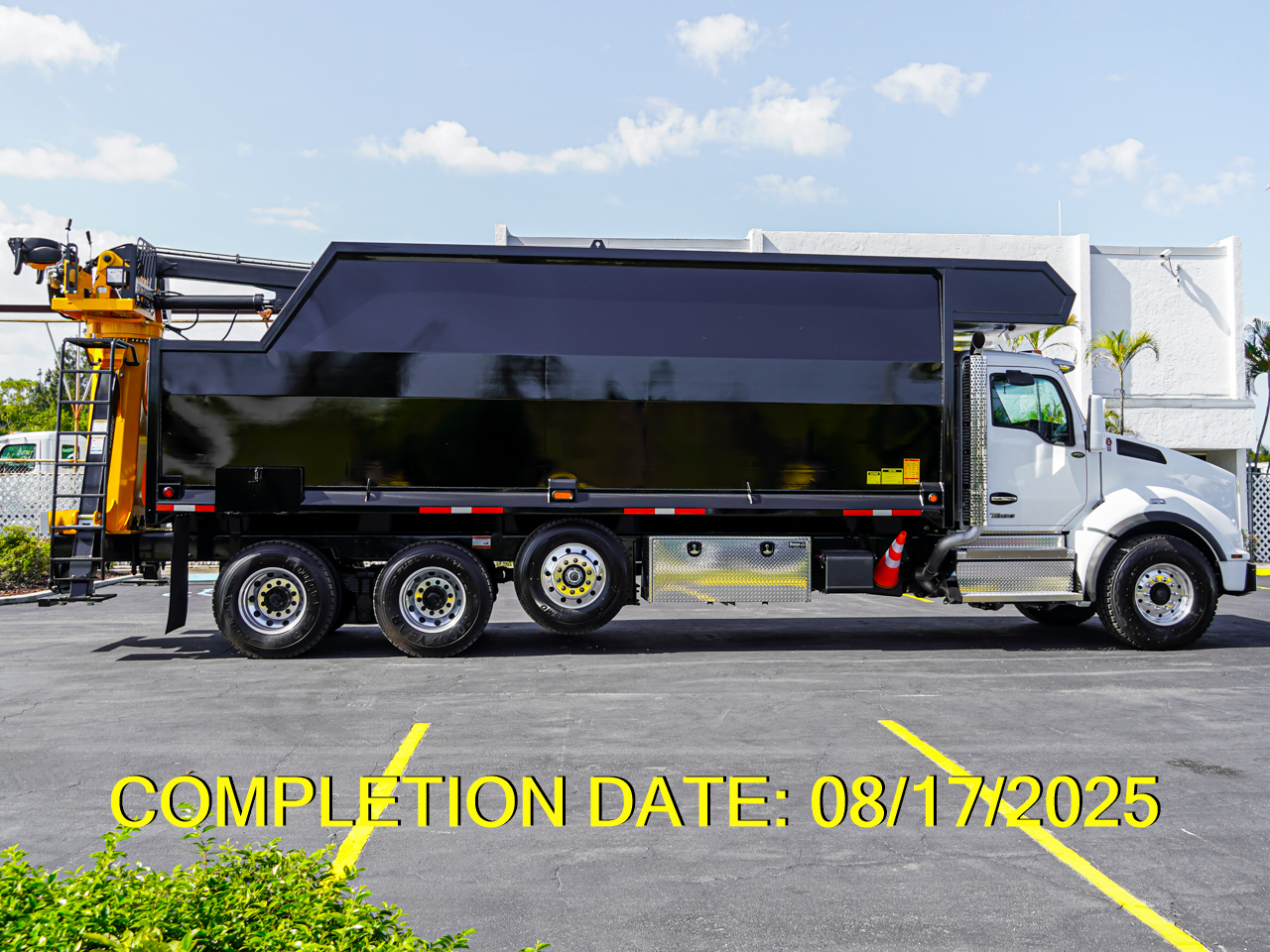 2025 KENWORTH T880 - image 4 of 6