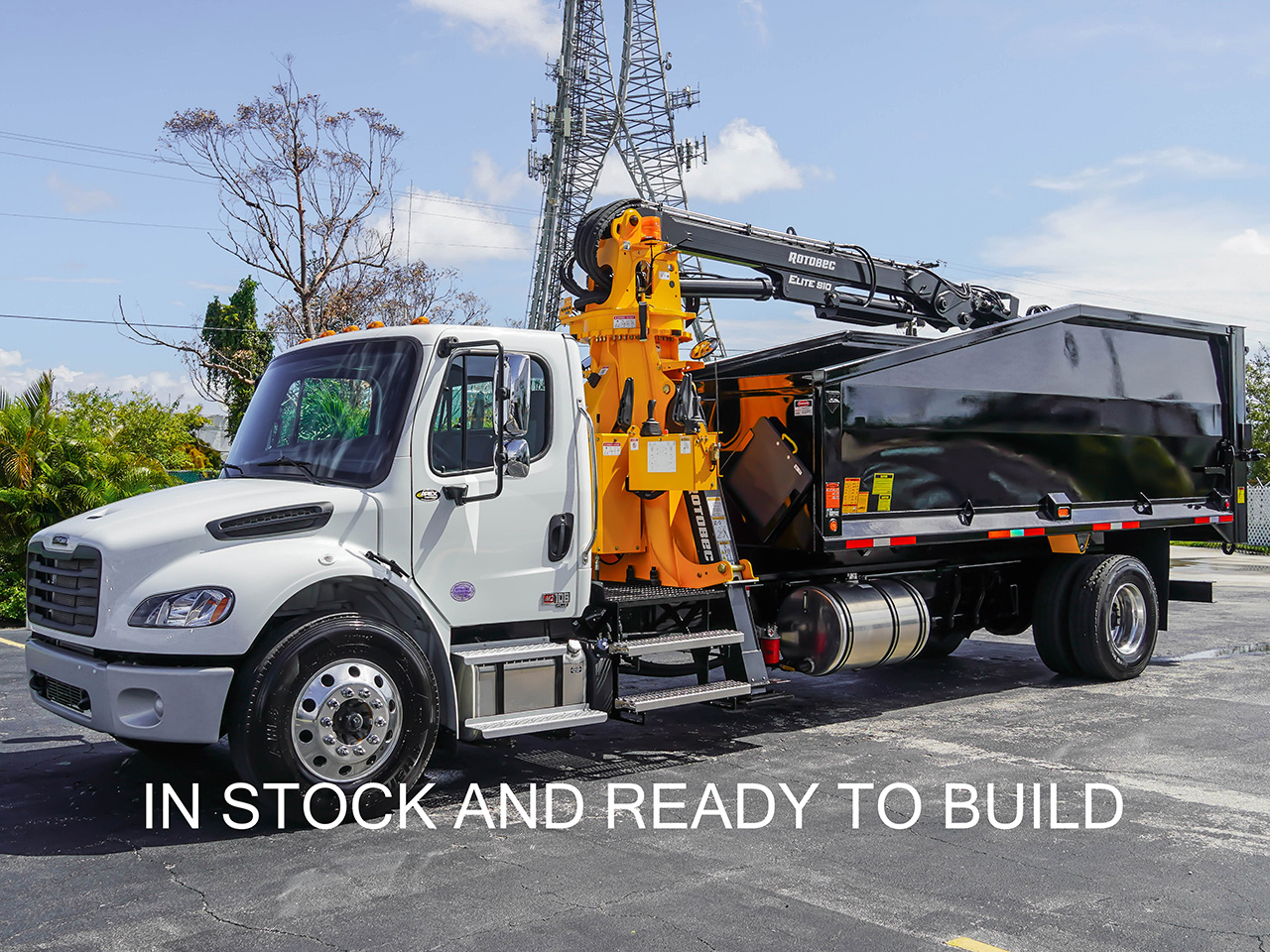 2025 FREIGHTLINER M2 - image 2 of 6