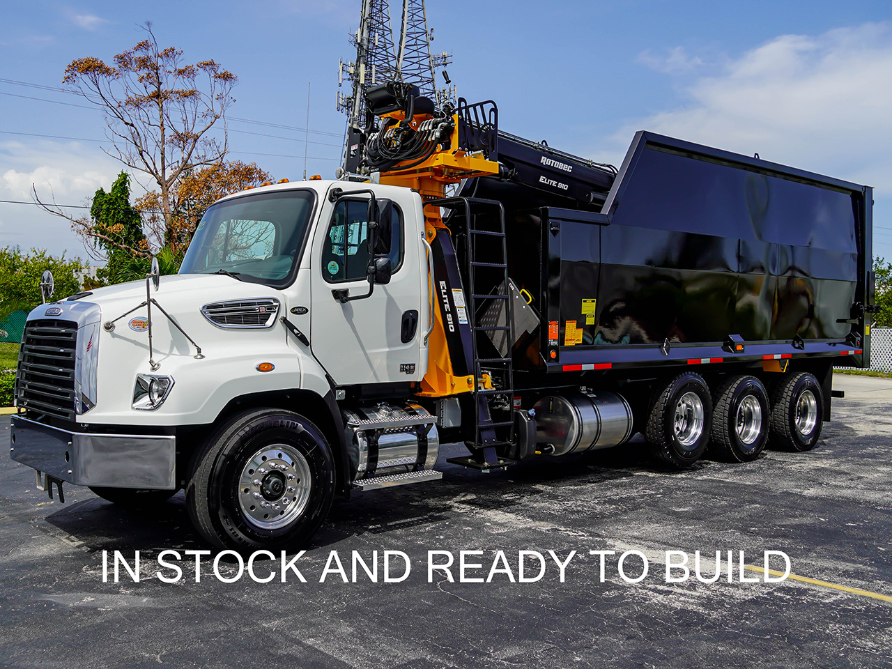 2026 FREIGHTLINER 114SD - image 2 of 6