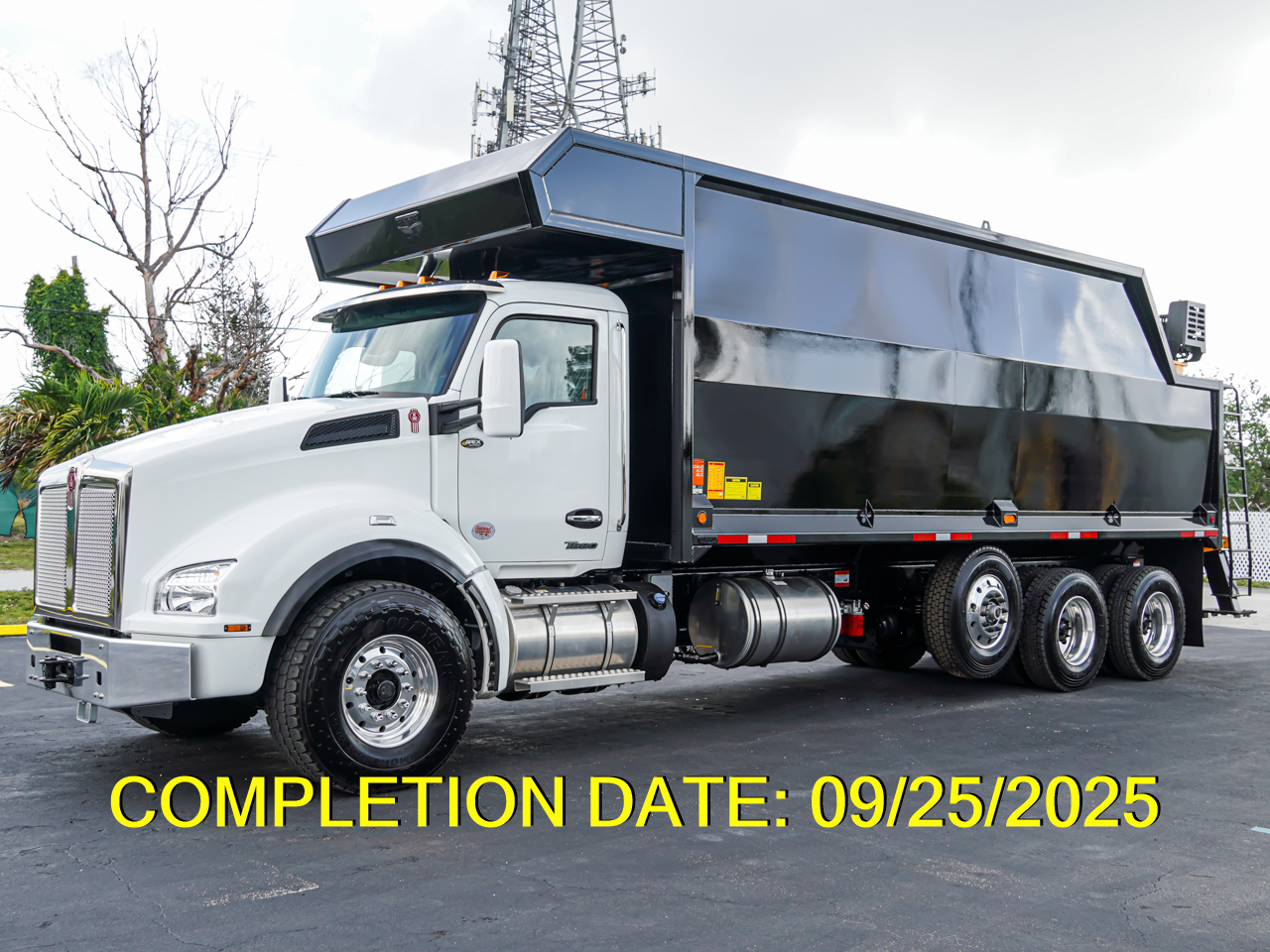 2025 KENWORTH T880 - image 2 of 6