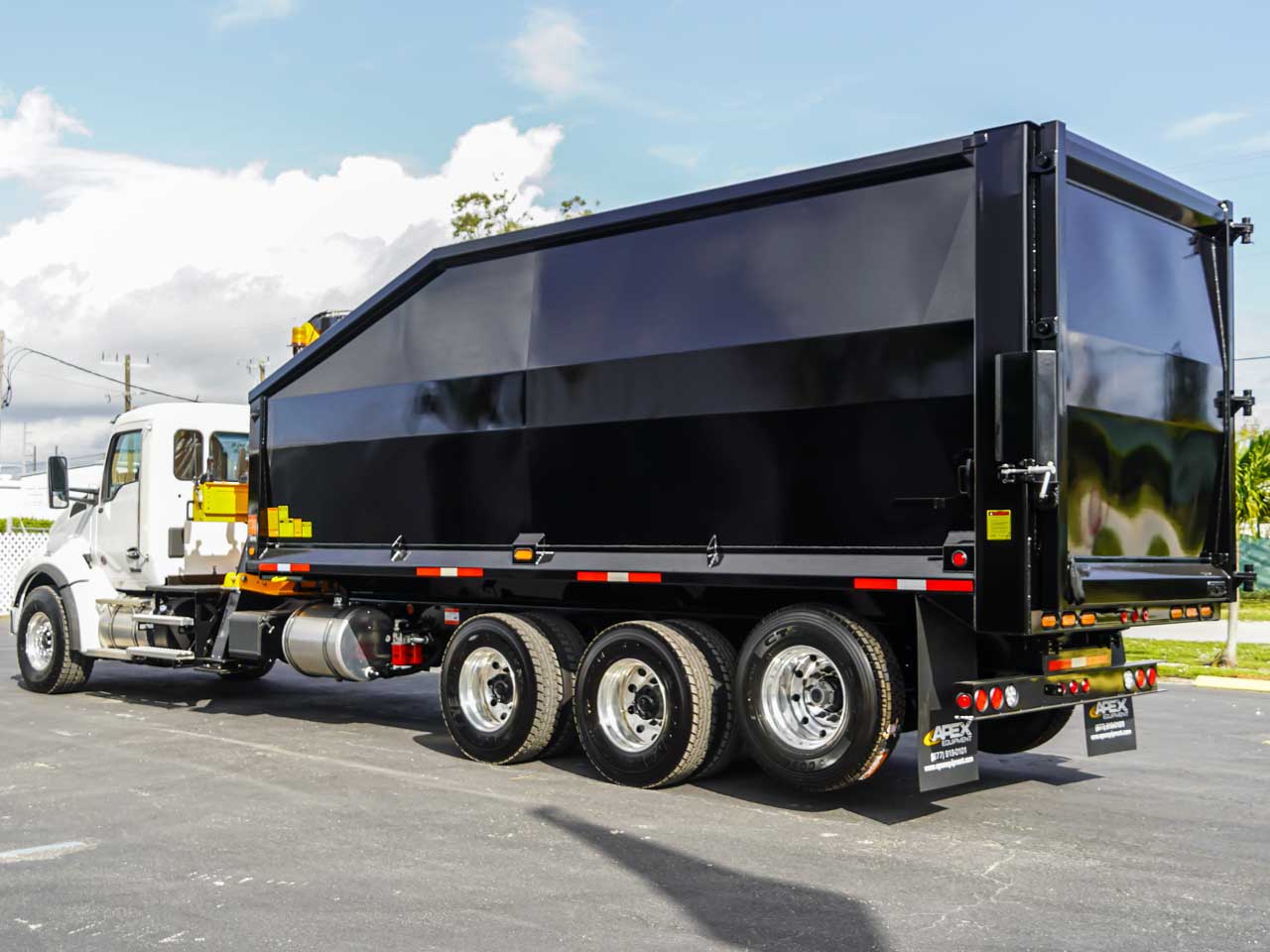 KENWORTH T880 GRAPPLE DUMP TRUCK KENWORTH T880 GRAPPLE DUMP TRUCK - image 6 of 6