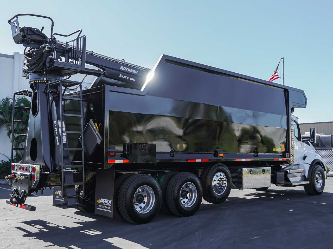 2025 KENWORTH T880 ROTOBEC GRAPPLE TRUCK 2025 KENWORTH T880 ROTOBEC GRAPPLE TRUCK - image 3 of 6