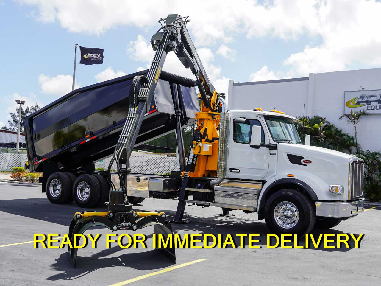 2026 PETERBILT 567 GRAPPLE TRUCK FOR SALE 2026 PETERBILT 567 GRAPPLE TRUCK FOR SALE - image 1 of 6