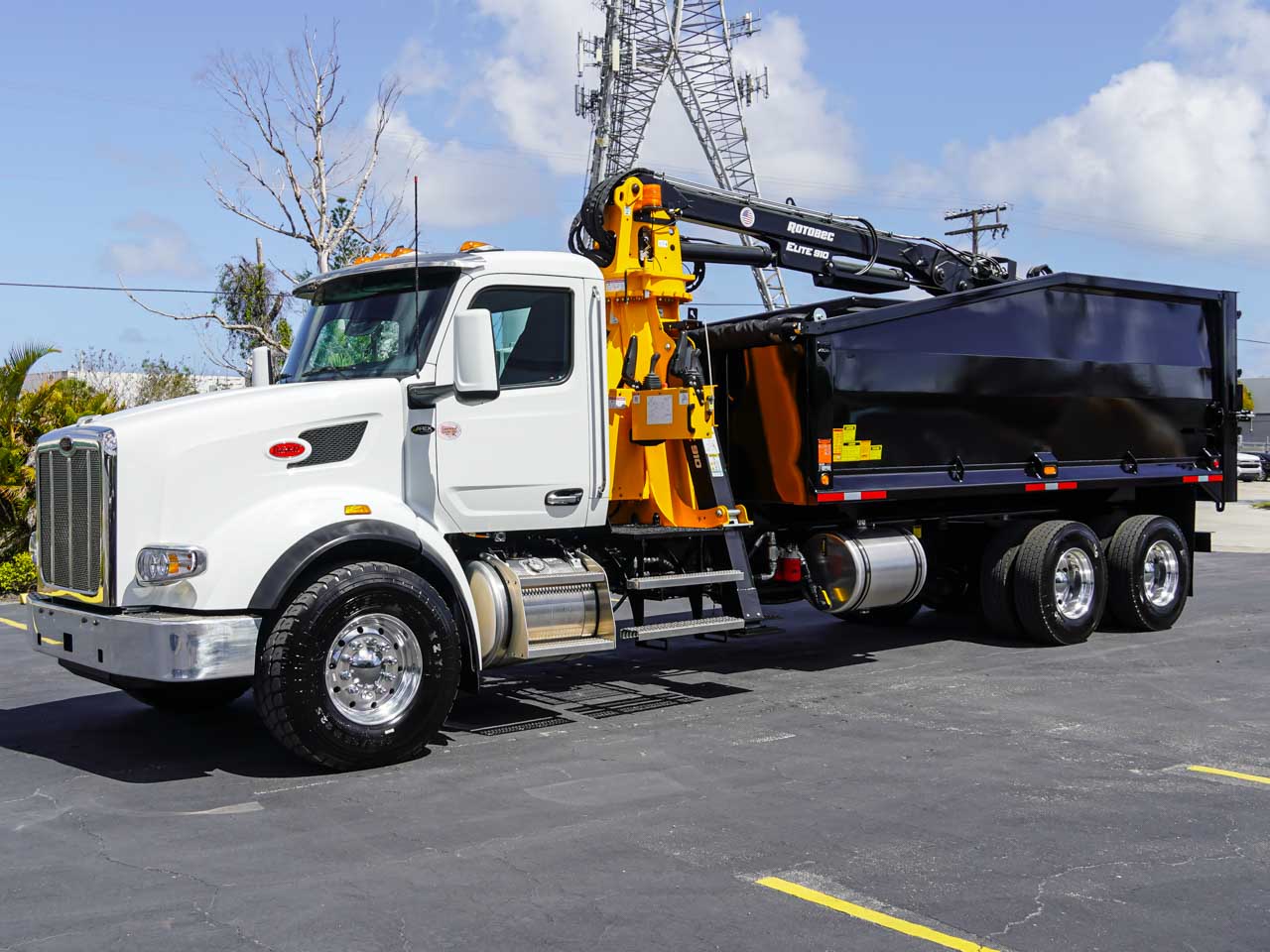 2026 PETERBILT 567 GRAPPLE TRUCK FOR SALE 2026 PETERBILT 567 GRAPPLE TRUCK FOR SALE - image 3 of 6