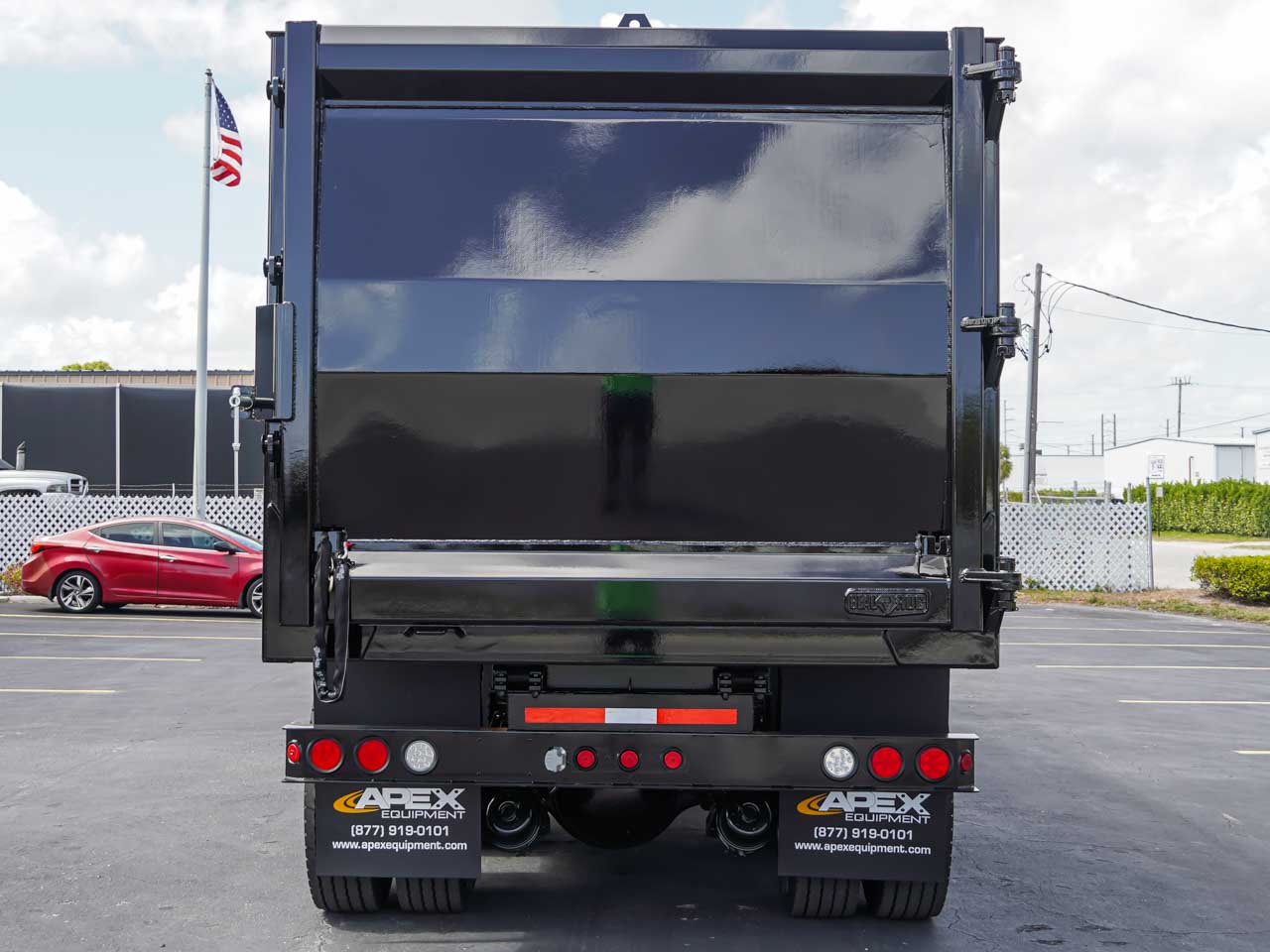 Tandem Axle Grapple Truck Tandem Axle Grapple Truck