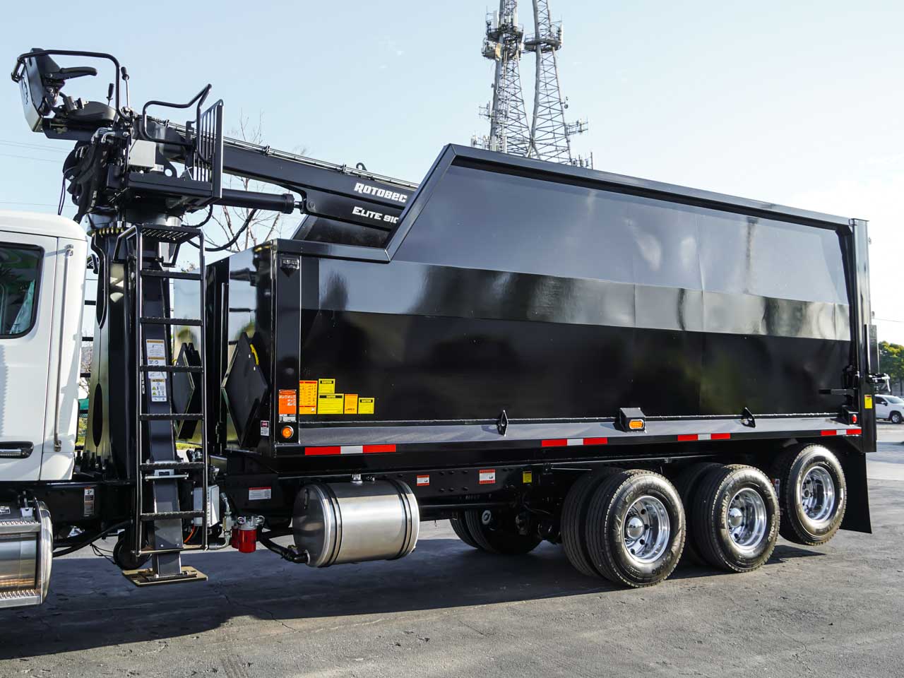 Pete 567 Rotobec Grapple Truck for Sale Pete 567 Rotobec Grapple Truck for Sale