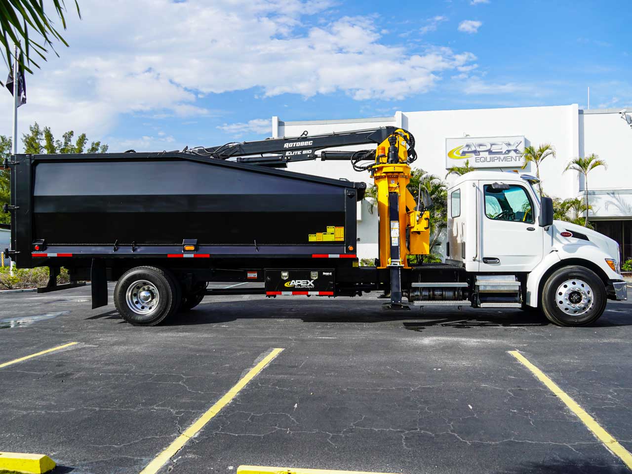 2026 537 PETERBILT ROTOBEC GRAPPLE LOADER TRUCK FOR SALE 2026 537 PETERBILT ROTOBEC GRAPPLE LOADER TRUCK FOR SALE - image 3 of 6