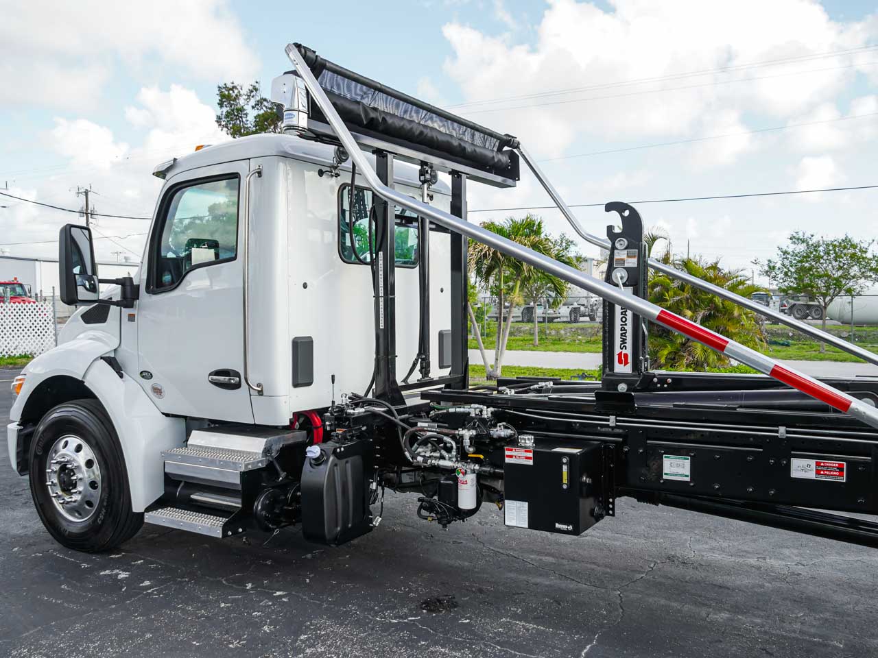 2026 KENWORTH T380 HOOKLIFT TRUCK FOR SALE 2026 KENWORTH T380 HOOKLIFT TRUCK FOR SALE - image 6 of 6