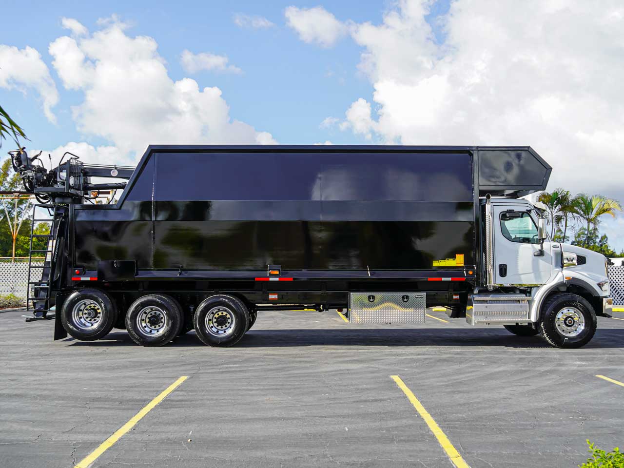 2026 47X WESTERN STAR GRAPPLE TRUCK FOR SALE 2026 47X WESTERN STAR GRAPPLE TRUCK FOR SALE - image 6 of 6