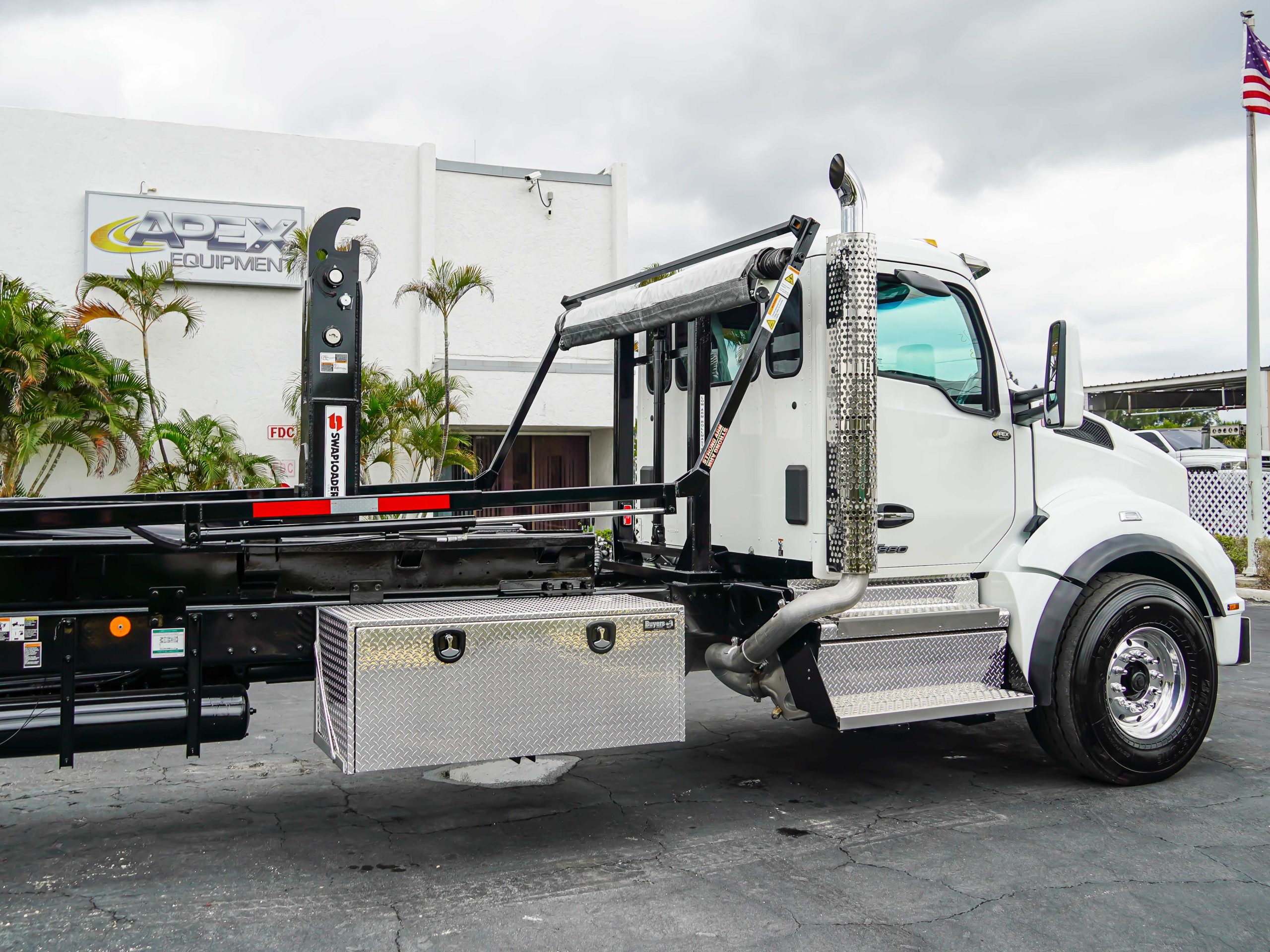 New Swaploader Hooklift Truck New Swaploader Hooklift Truck