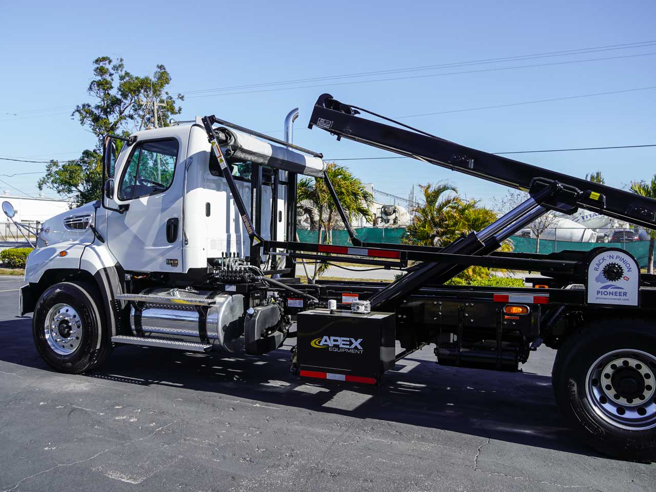 Roll Off Truck for Sale Roll Off Truck for Sale