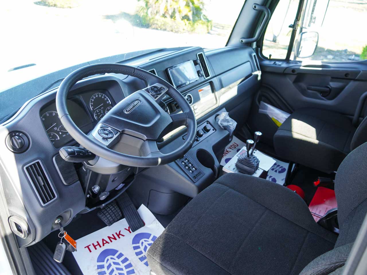 114SD Galfab Roll Off Truck for Sale 114SD Galfab Roll Off Truck for Sale