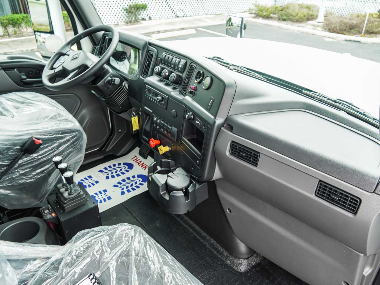 Hook Truck for Sale at Apex Hook Truck for Sale at Apex