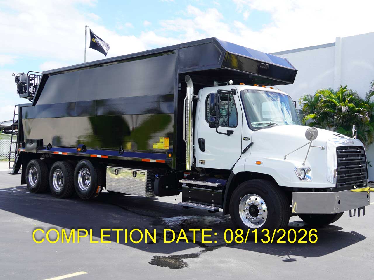 2027 FREIGHTLINER 114SD GRAPPLE TRUCK 2027 FREIGHTLINER 114SD GRAPPLE TRUCK - image 1 of 6