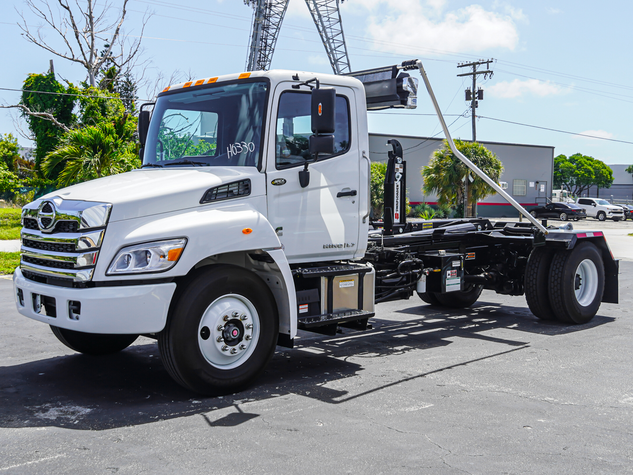 2026 Hino L7 Swaploader Hooklift Truck 2026 Hino L7 Swaploader Hooklift Truck