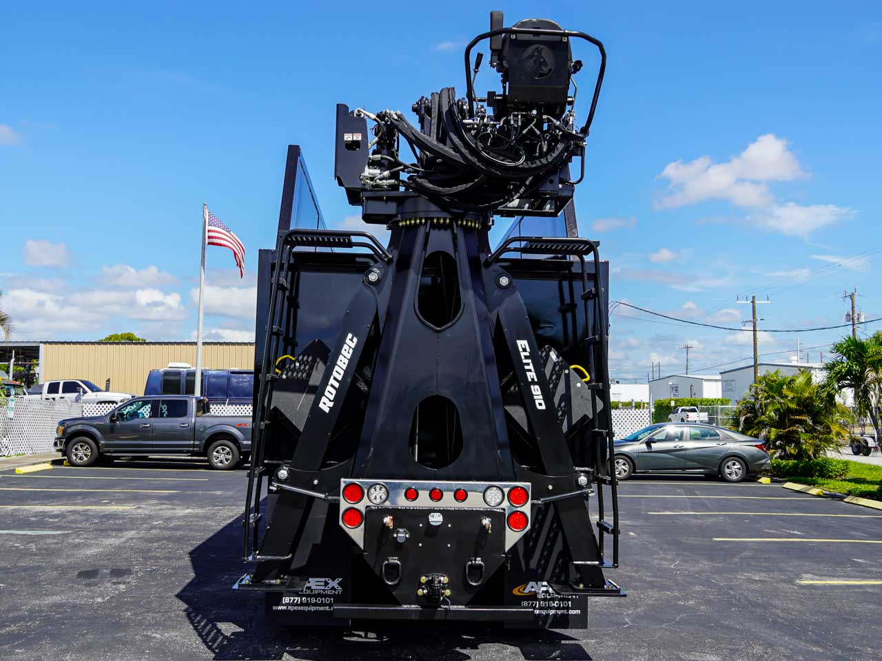 08_RotobecElite 910 Rear Load Grapple Truck for Sale 08_RotobecElite 910 Rear Load Grapple Truck for Sale