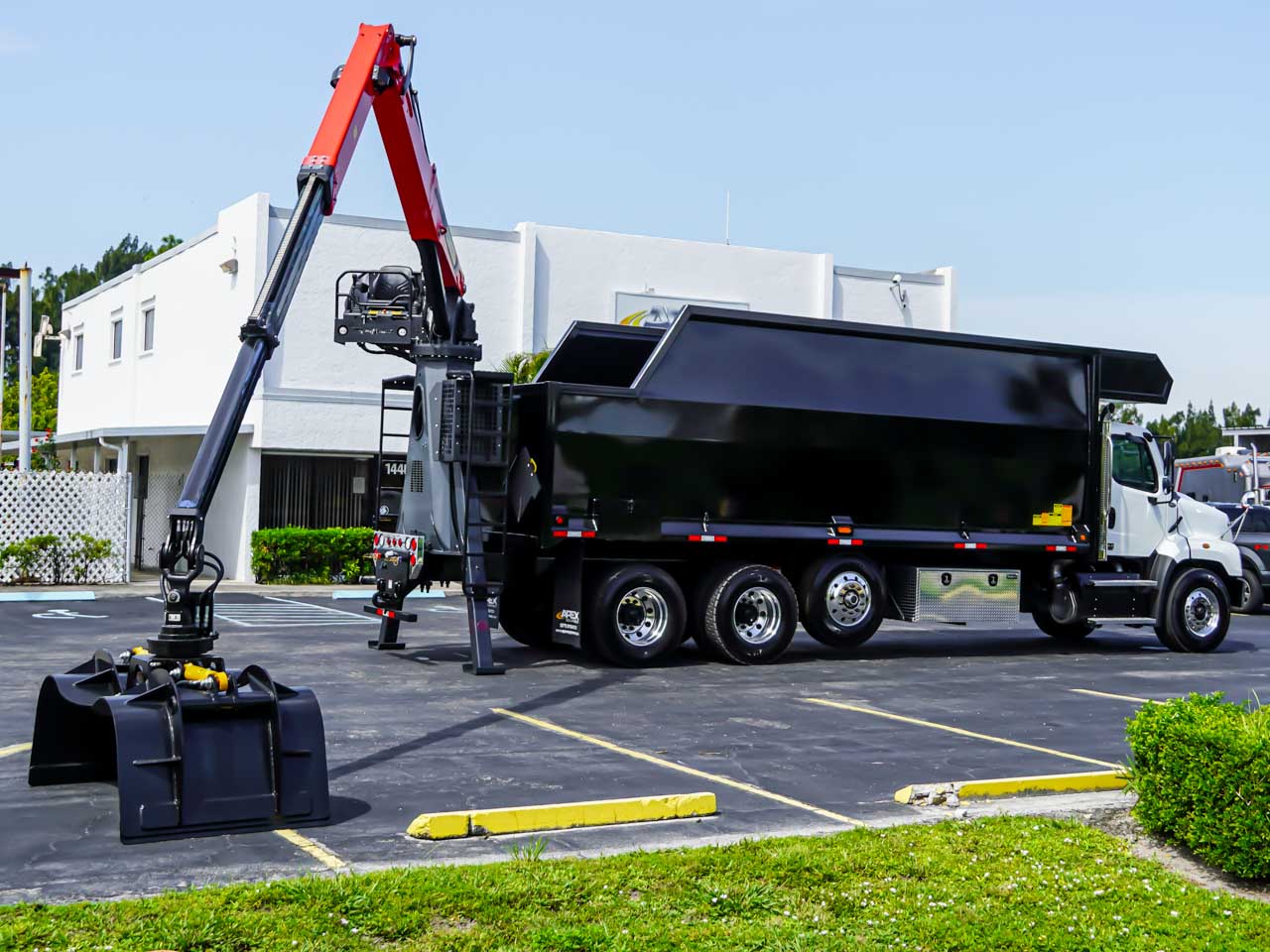 Palfinger Grapple Truck at Apex Equipment Palfinger Grapple Truck at Apex Equipment