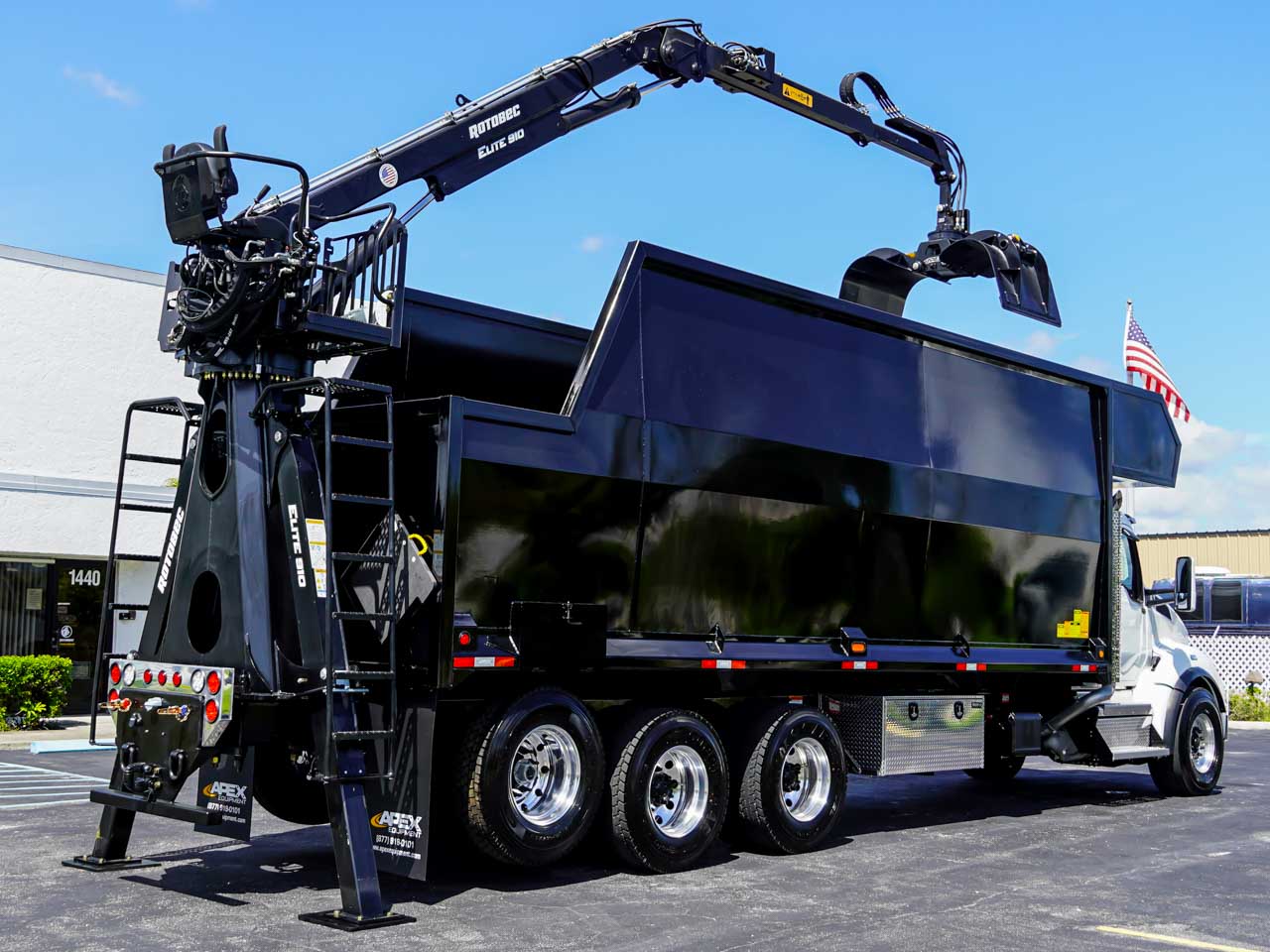 16_Rear Load Grapple Truck for Sale 16_Rear Load Grapple Truck for Sale