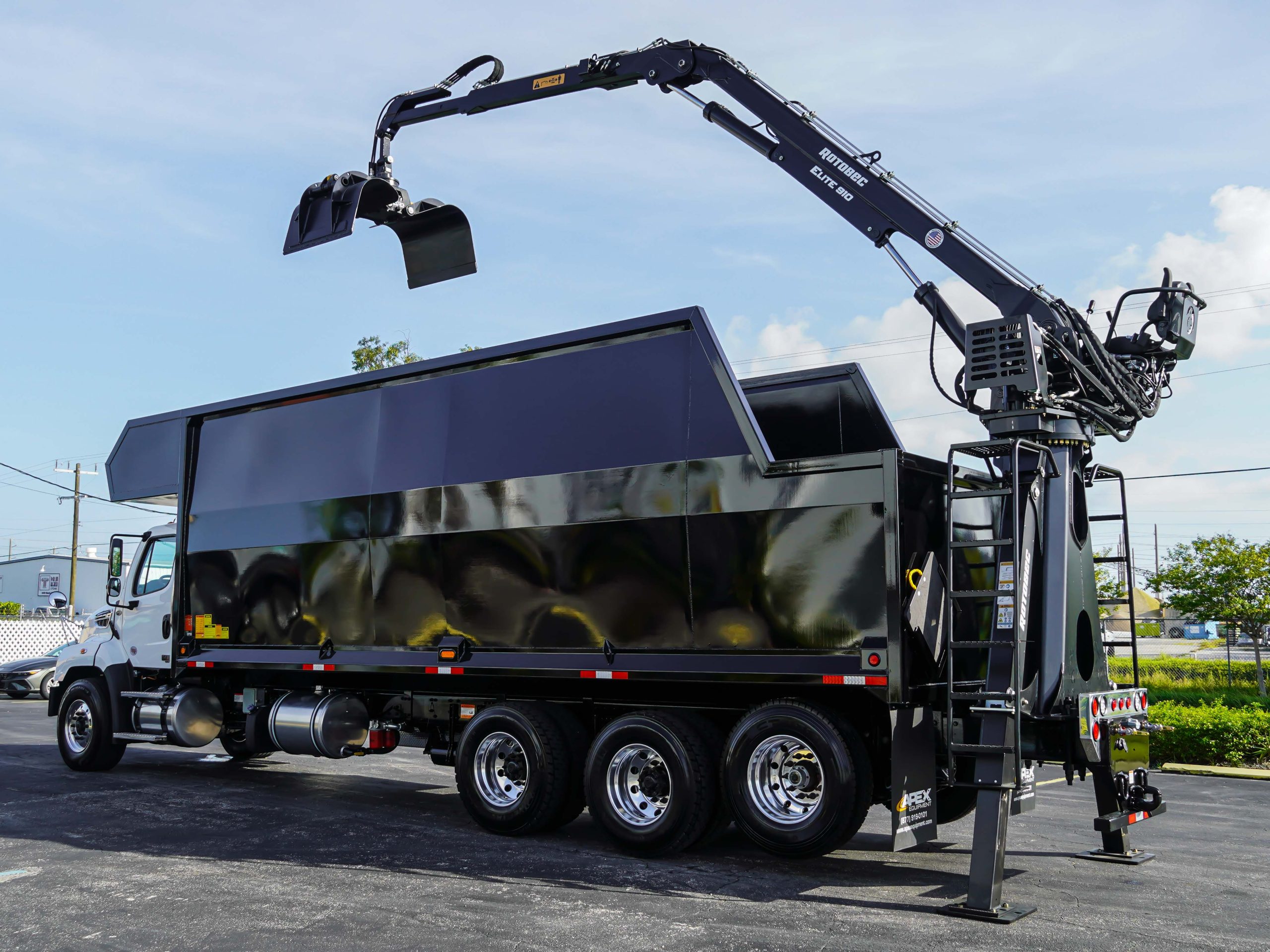 New Rotobec Grapple Truck New Rotobec Grapple Truck