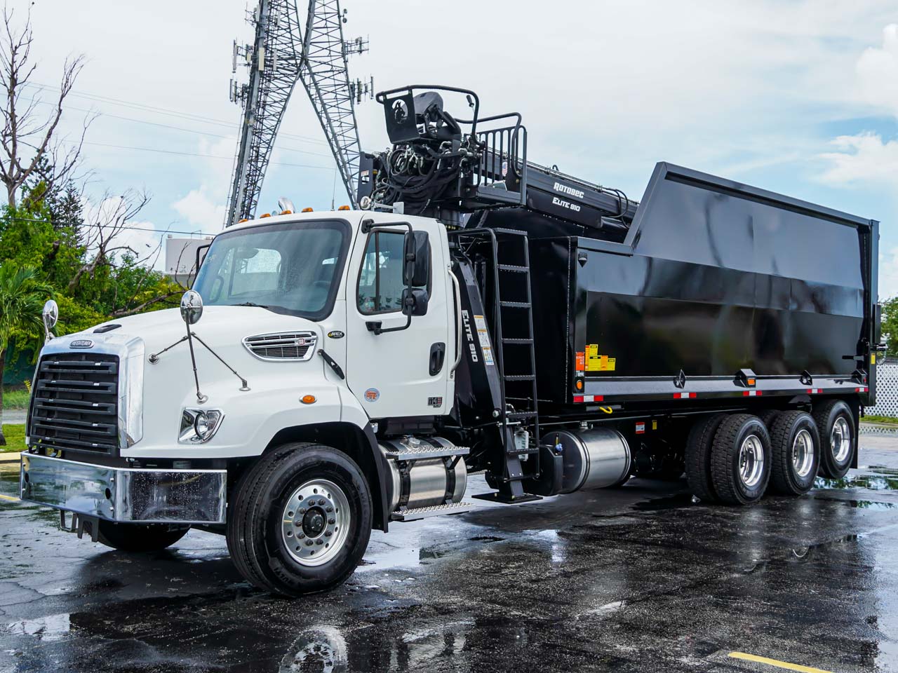 2027 FREIGHTLINER 114SD GRAPPLE TRUCK 2027 FREIGHTLINER 114SD GRAPPLE TRUCK - image 2 of 6