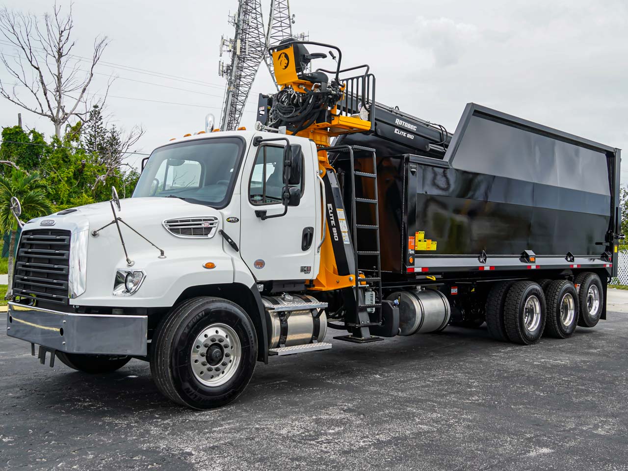 2027 FREIGHTLINER 114SD GRAPPLE TRUCK 2027 FREIGHTLINER 114SD GRAPPLE TRUCK - image 3 of 6