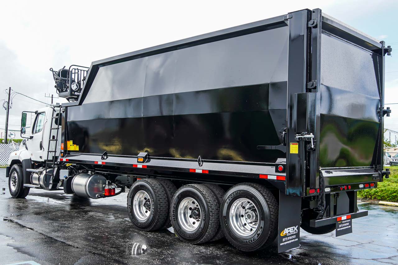 2027 FREIGHTLINER 114SD GRAPPLE TRUCK 2027 FREIGHTLINER 114SD GRAPPLE TRUCK - image 4 of 6