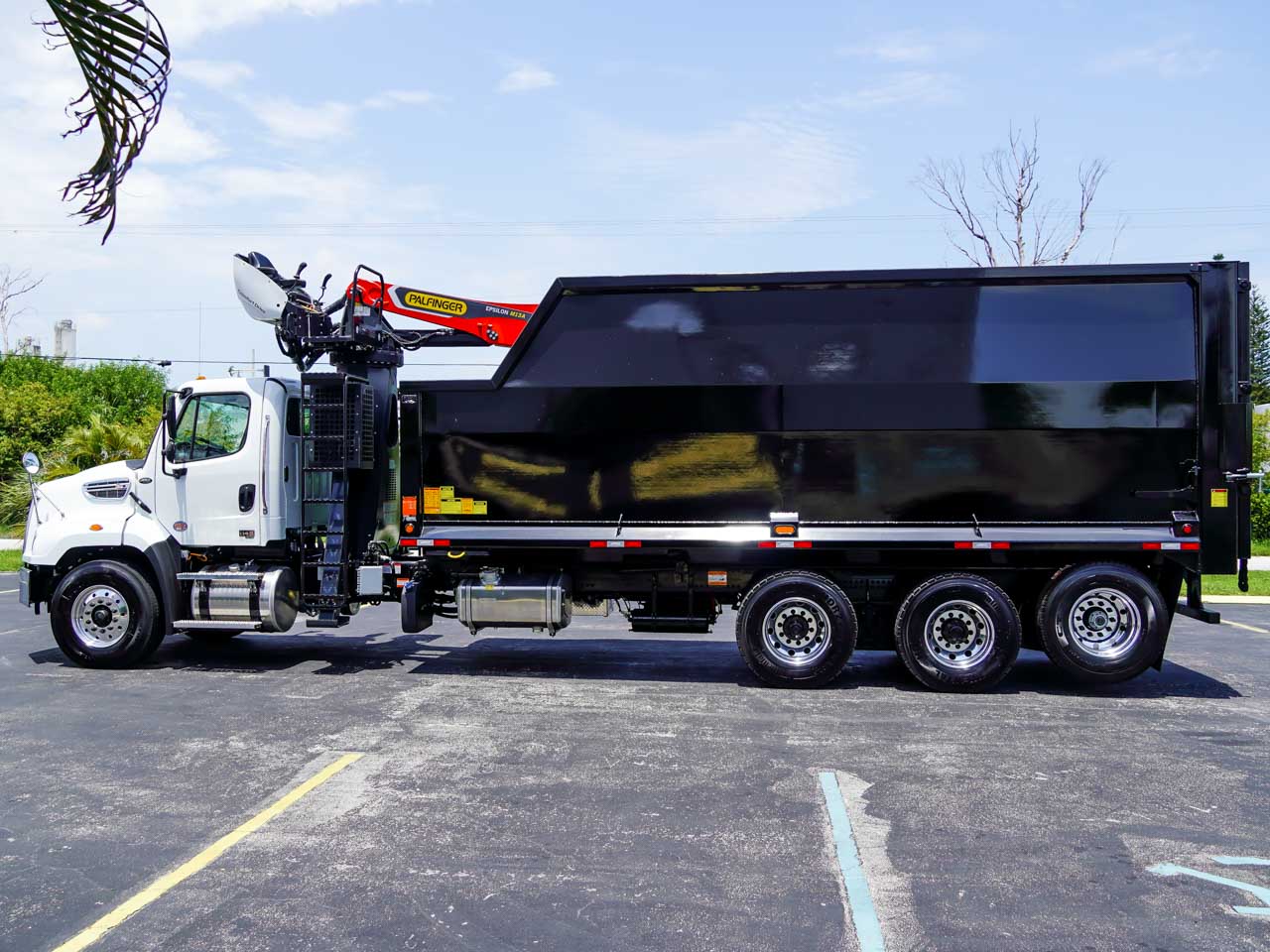 2027 FREIGHTLINER 114SD GRAPPLE TRUCK 2027 FREIGHTLINER 114SD GRAPPLE TRUCK - image 6 of 6