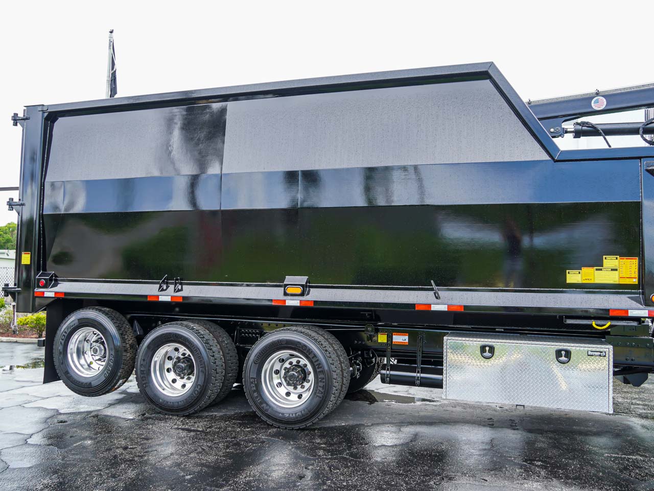 Rotobec Tri Axle Grapple Truck for Sale Rotobec Tri Axle Grapple Truck for Sale