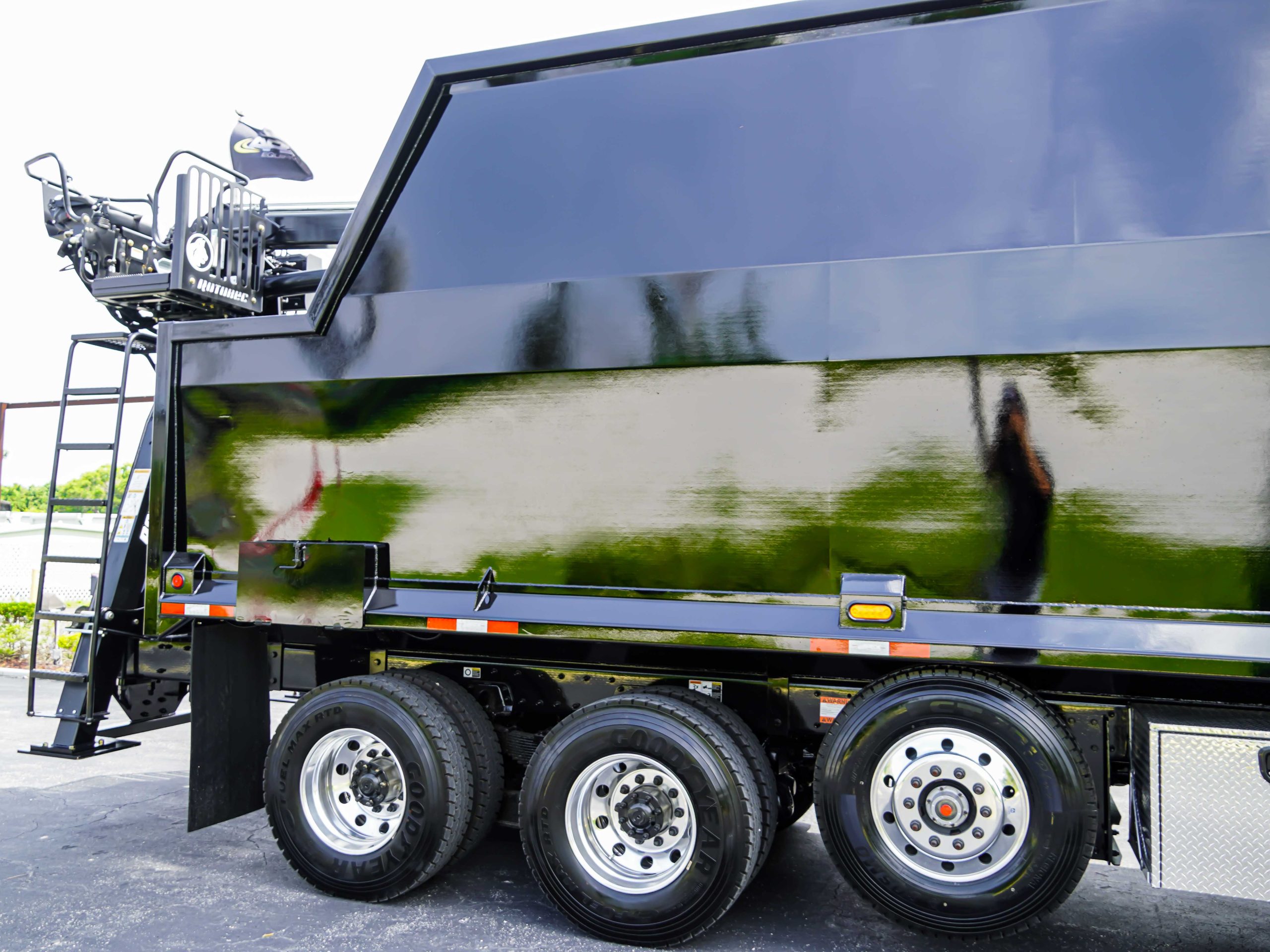 Rotobec Elite 910 Logging Truck for Sale Rotobec Elite 910 Logging Truck for Sale