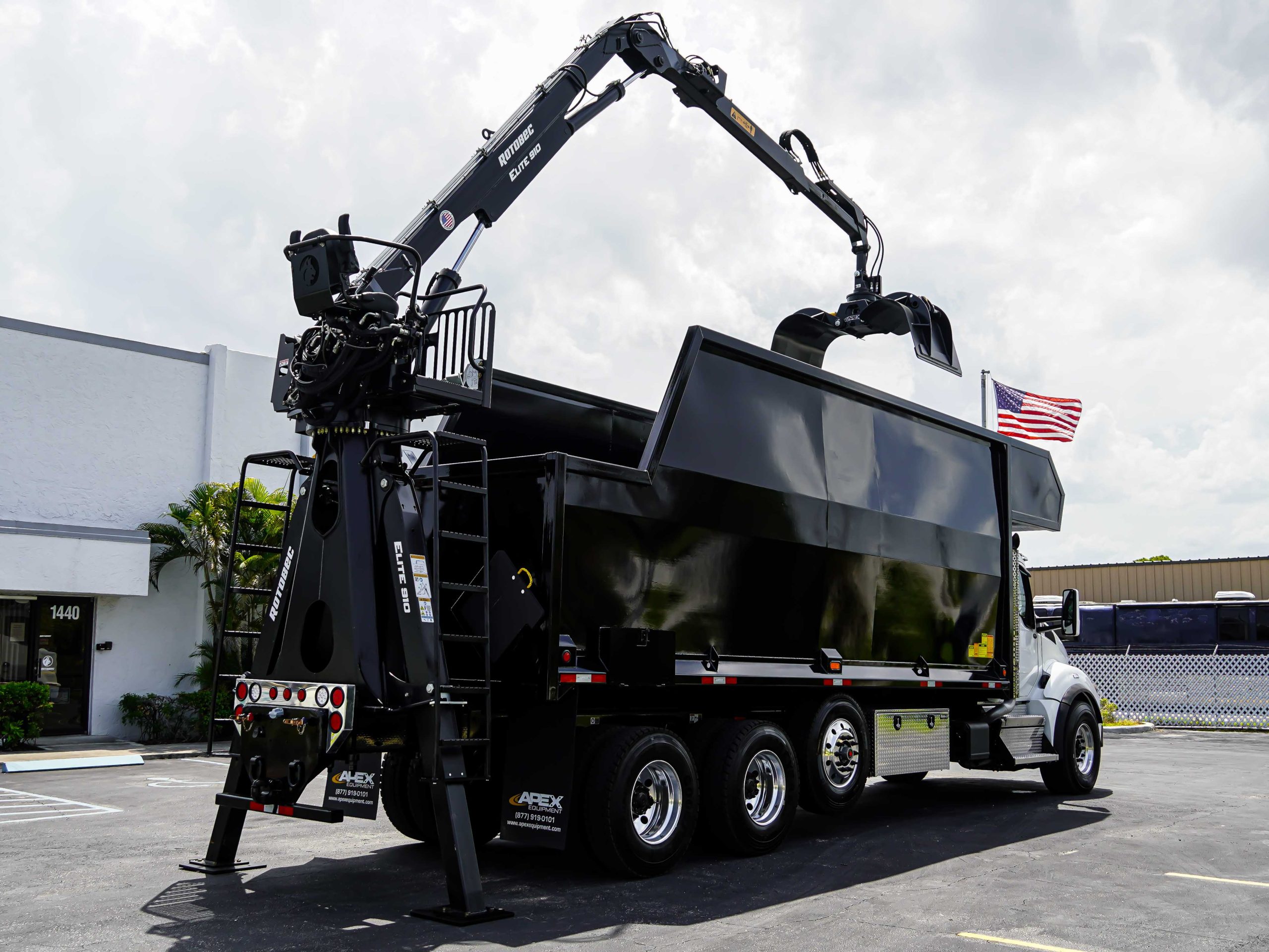 KW Rear Load Grapple Truck for Sale KW Rear Load Grapple Truck for Sale