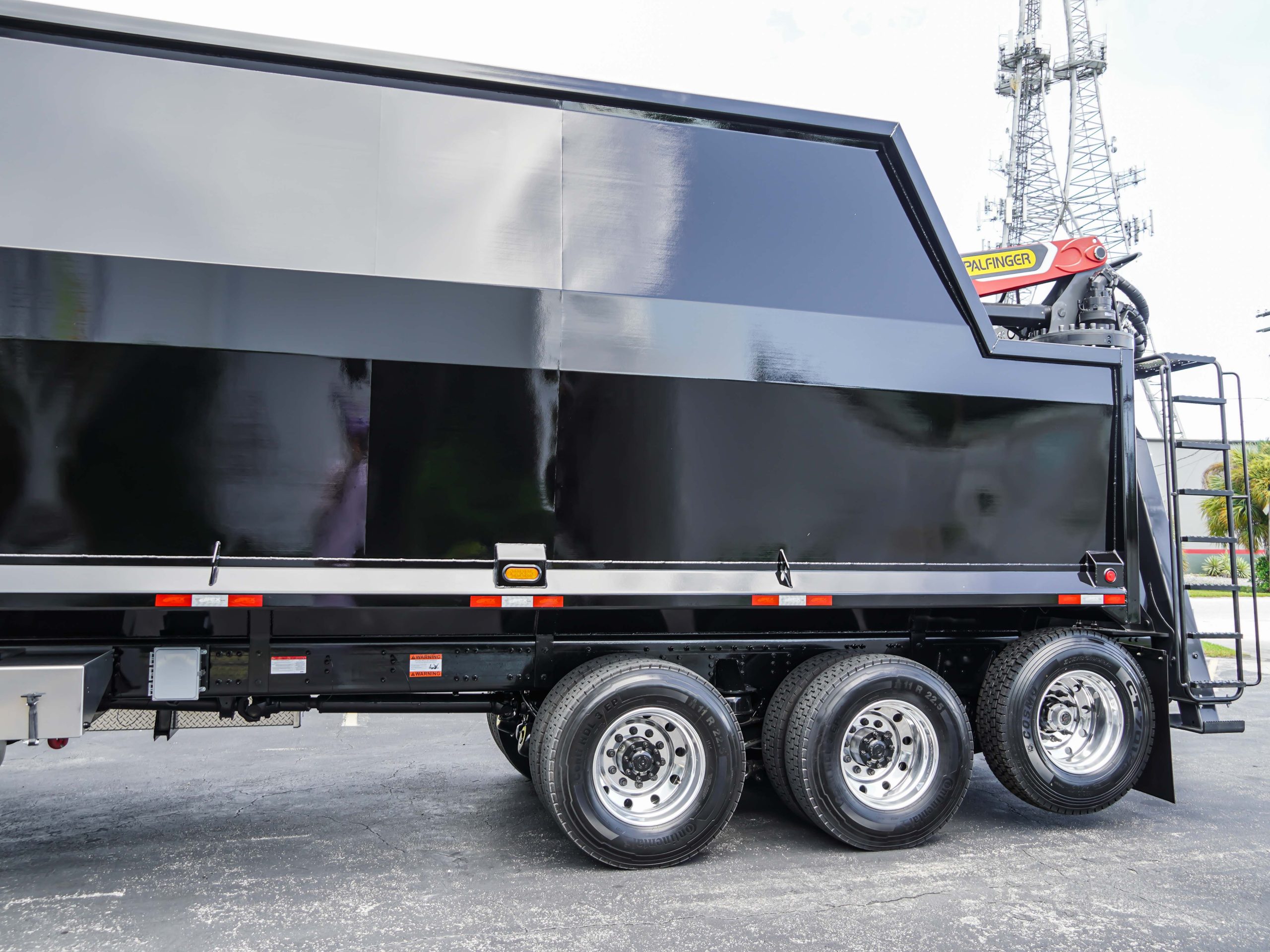 New 2026 Western Star 47X Palfinger Eplsilon M13A Grapple New 2026 Western Star 47X Palfinger Eplsilon M13A Grapple