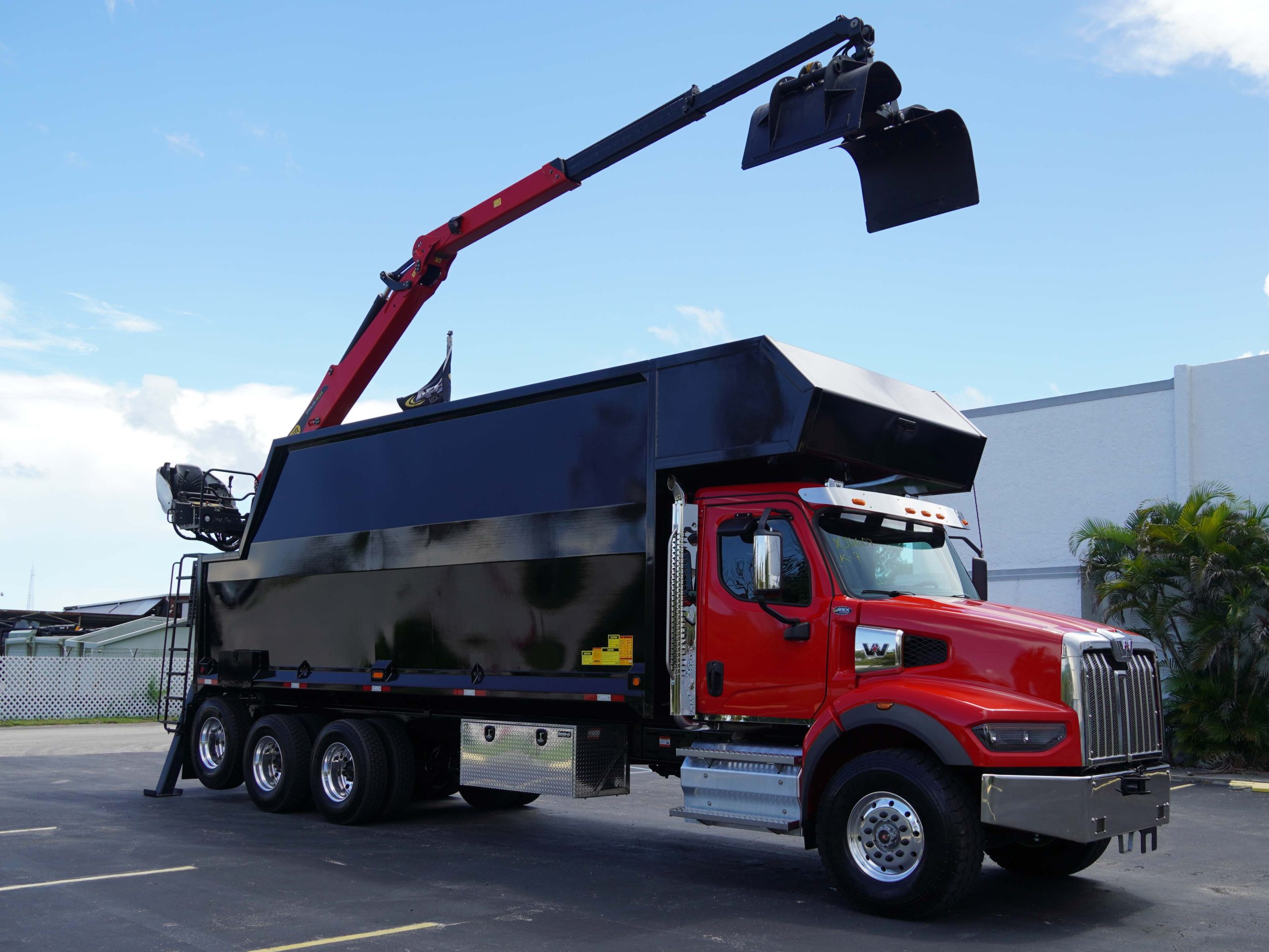 New 2026 Western Star Palfinger Eplsilon M13A Grapple Truck New 2026 Western Star Palfinger Eplsilon M13A Grapple Truck