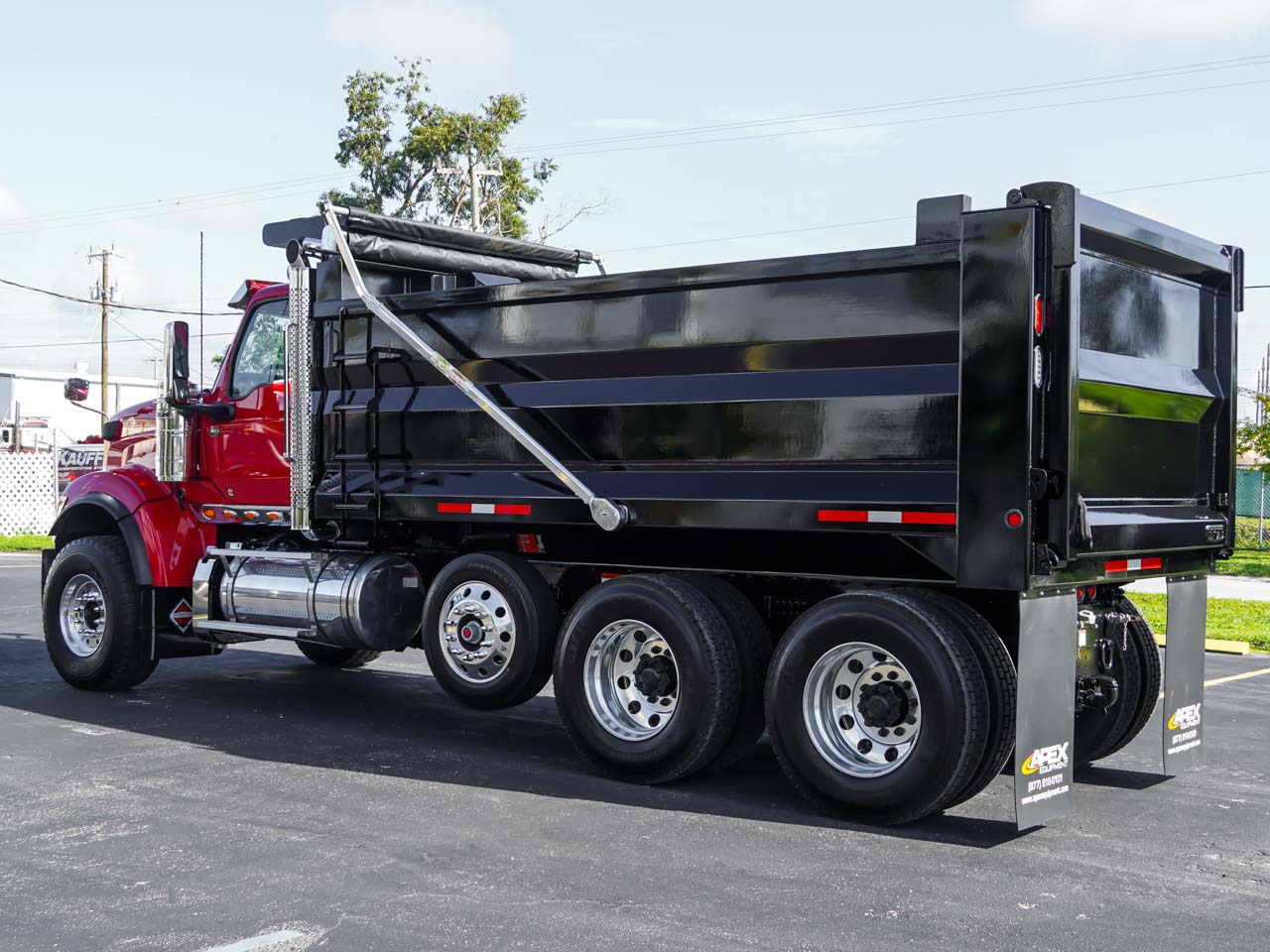 2026 INTERNATIONAL HX520 DUMP TRUCK FOR SALE 2026 INTERNATIONAL HX520 DUMP TRUCK FOR SALE - image 4 of 4