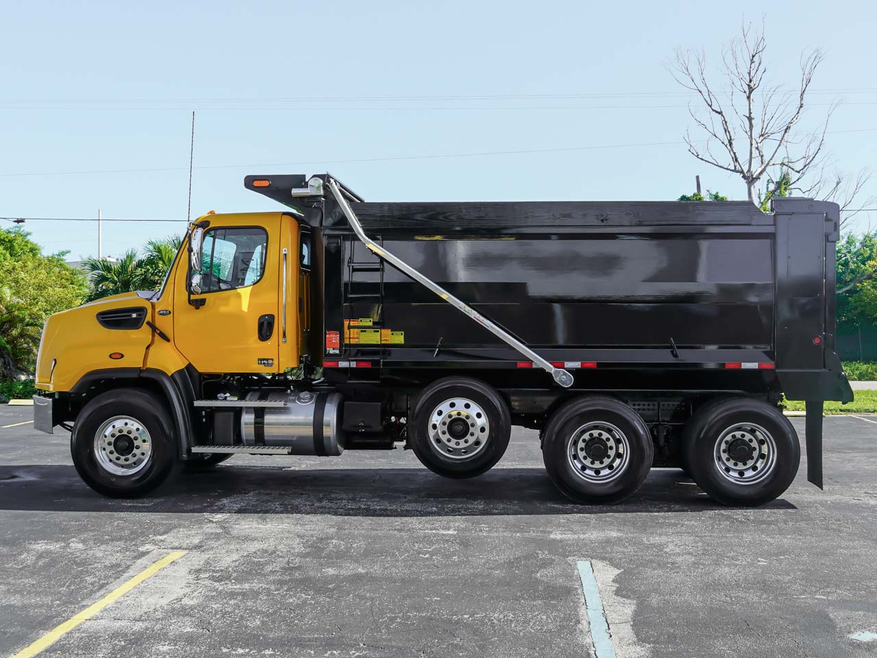 2026 FREIGHTLINER 114SD DUMP TRUCK FOR SALE 2026 FREIGHTLINER 114SD DUMP TRUCK FOR SALE - image 6 of 6