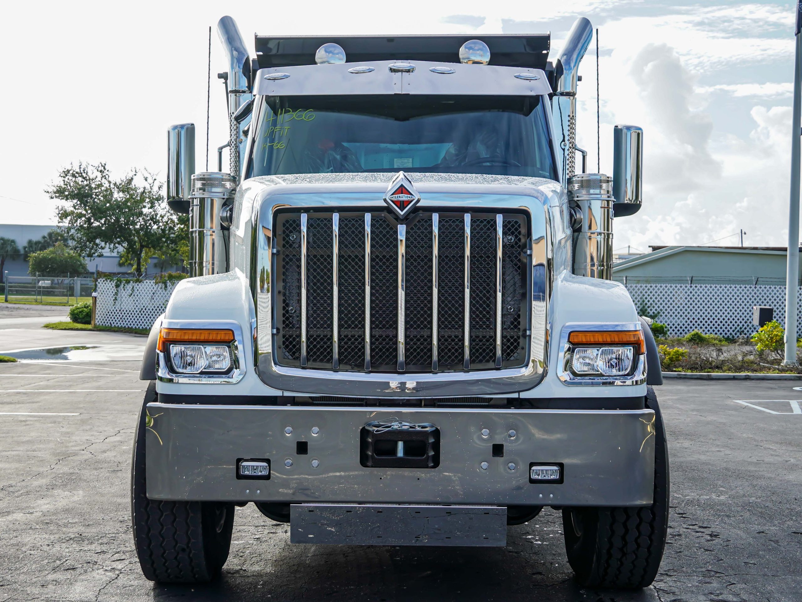 New International Beau Roc Body Dump Truck New International Beau Roc Body Dump Truck